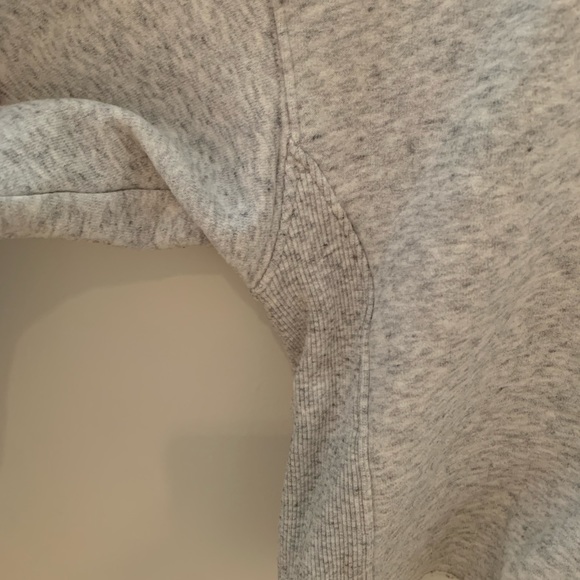 TNA cropped Heather grey crewneck. Size 1 (XS-S). - Picture 3 of 3
